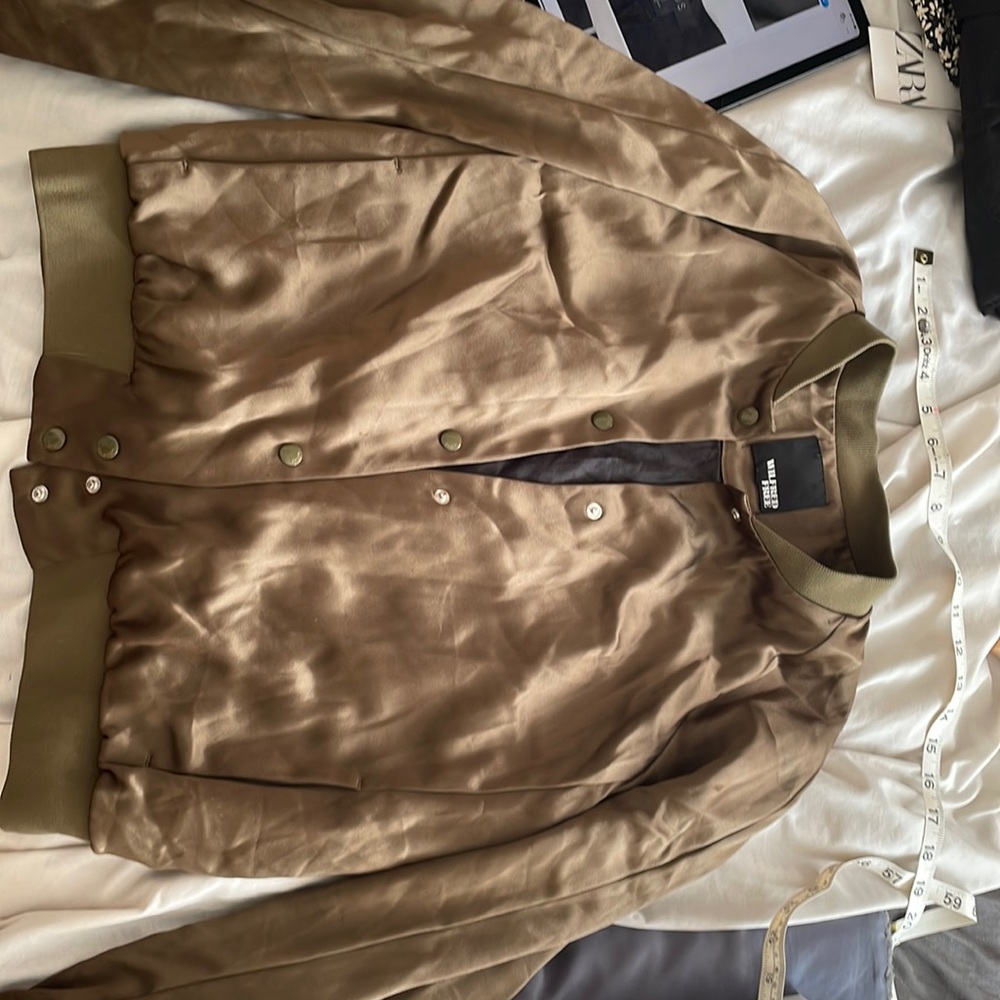 Aritzia bomber